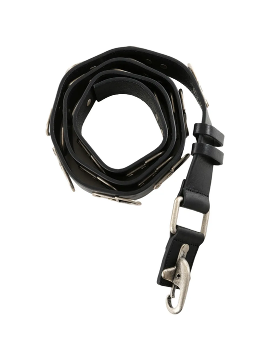 Black accessories, front view