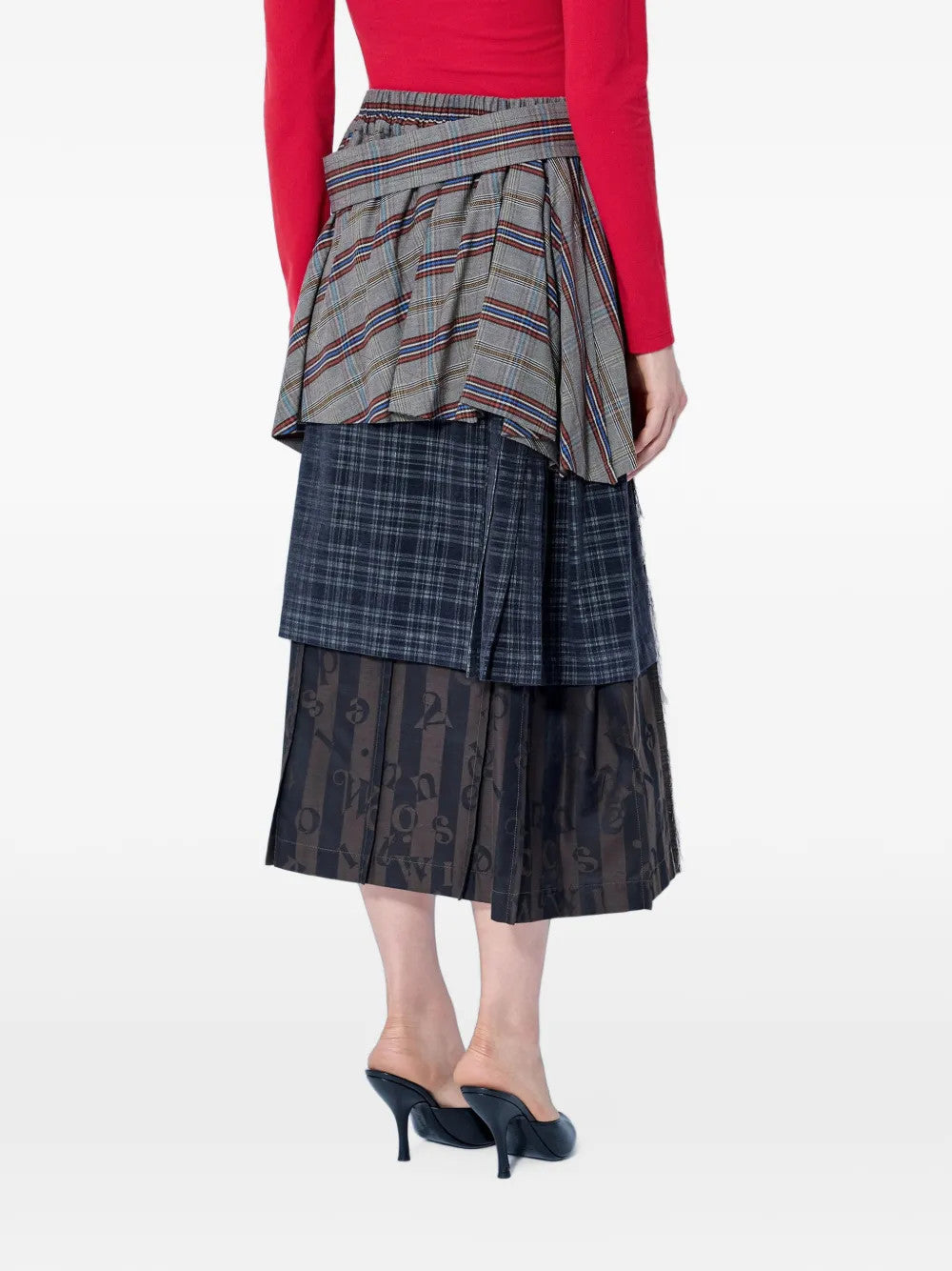 Grey skirt worn by a person, showing the skirt fit
