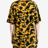Yellow t-shirt, full body view