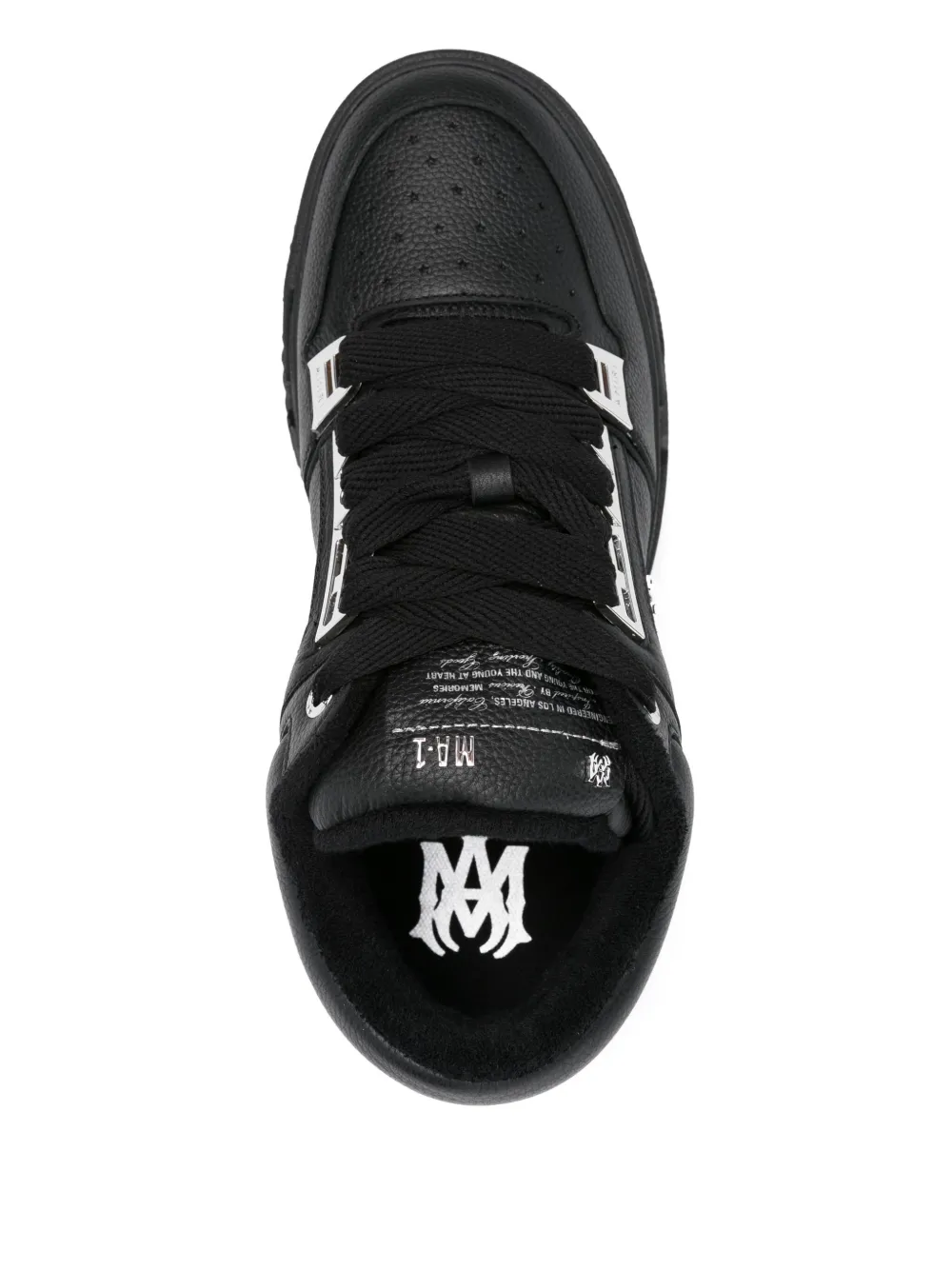 Black sneaker,front view