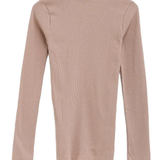 brown shirt, back view