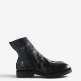 Black boots, front view