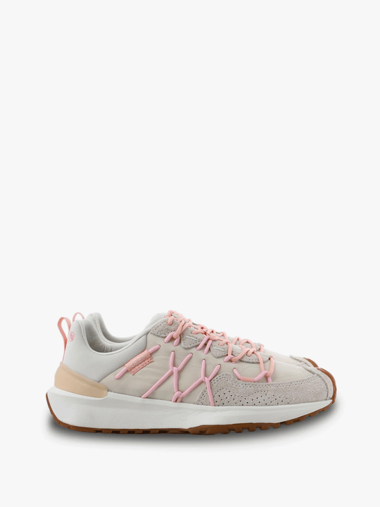 Tan shoes, front view