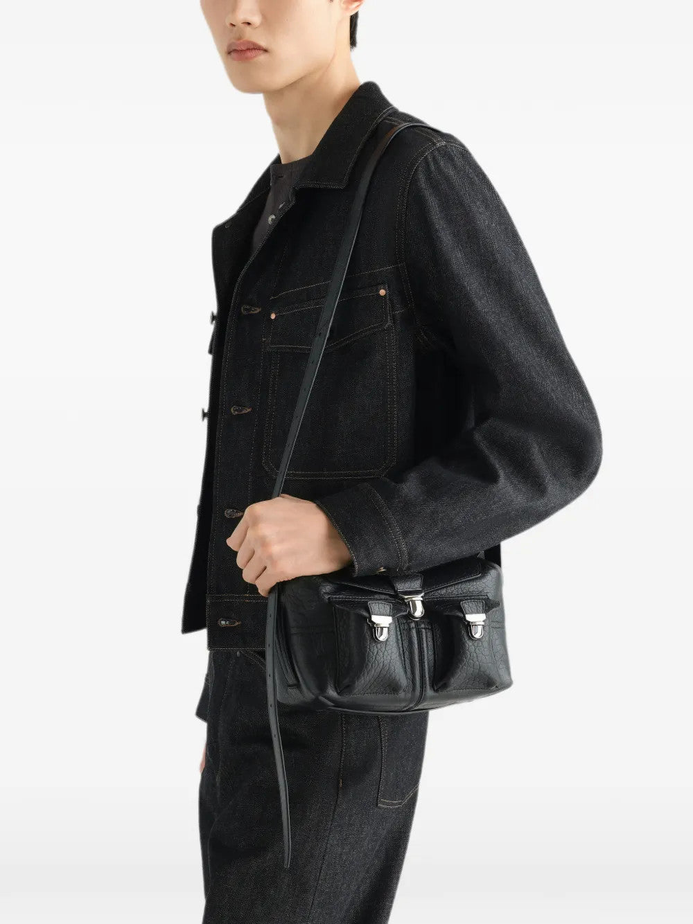 Black bag, side view