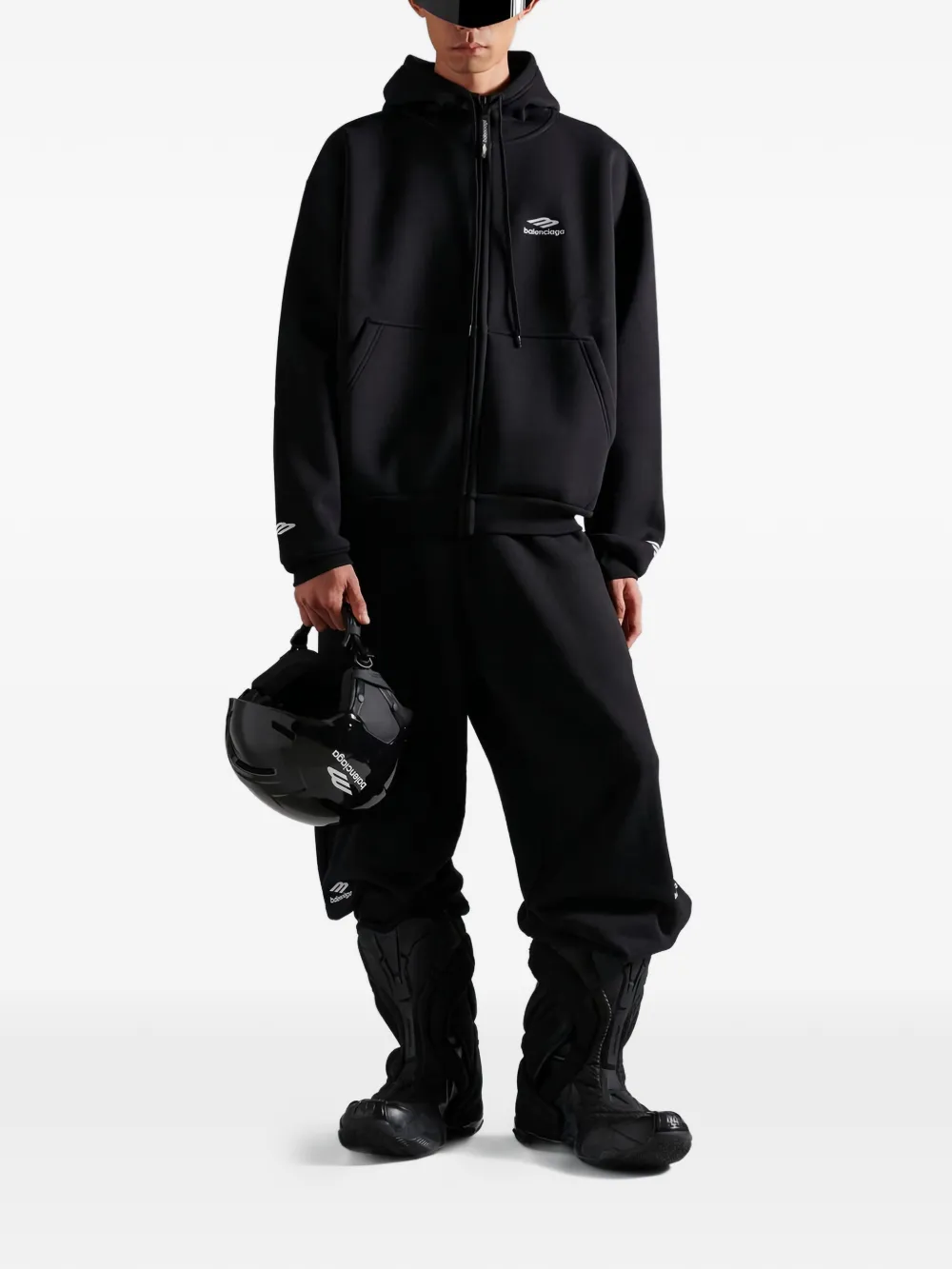 Black hoodie,full body view