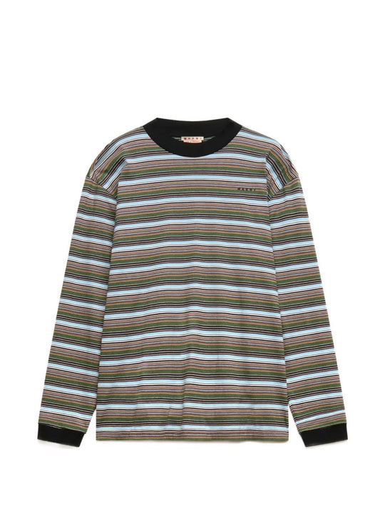 Green t-shirt, front view