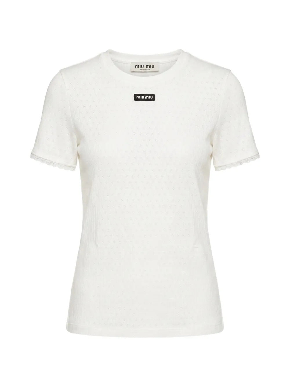 White top, front view