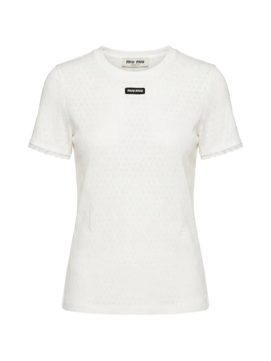 White top, front view