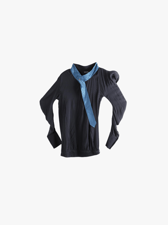 Black shirt , front view