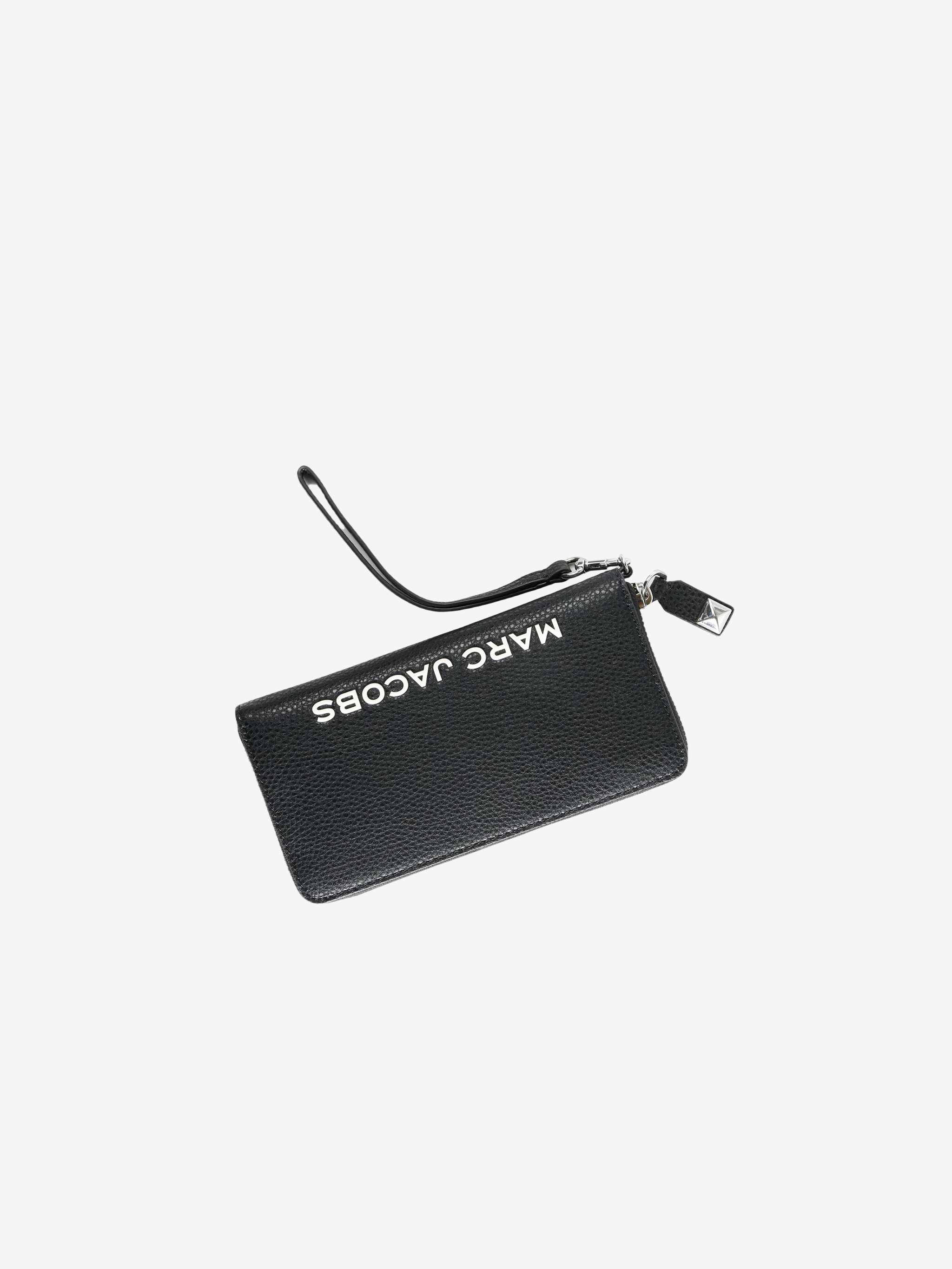 Black wallet,front view