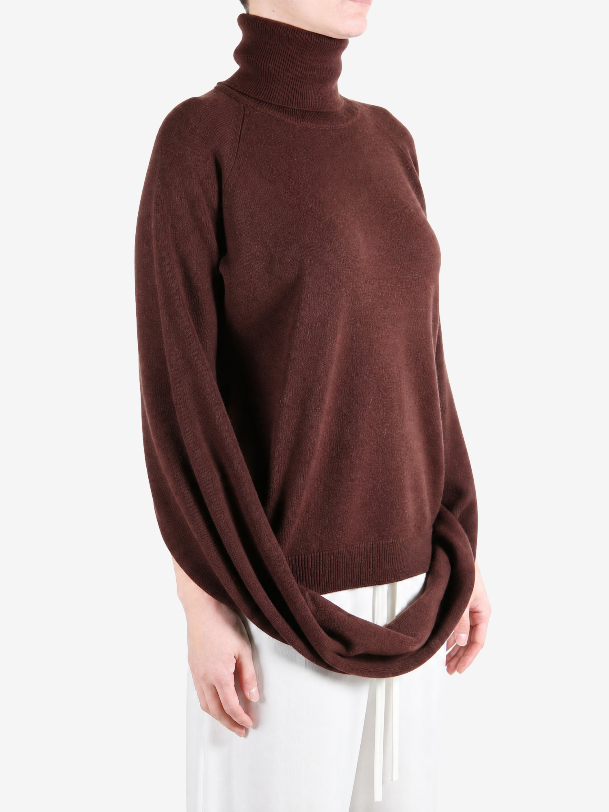 Brown top, front view