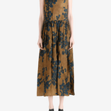 Brown dress, front view