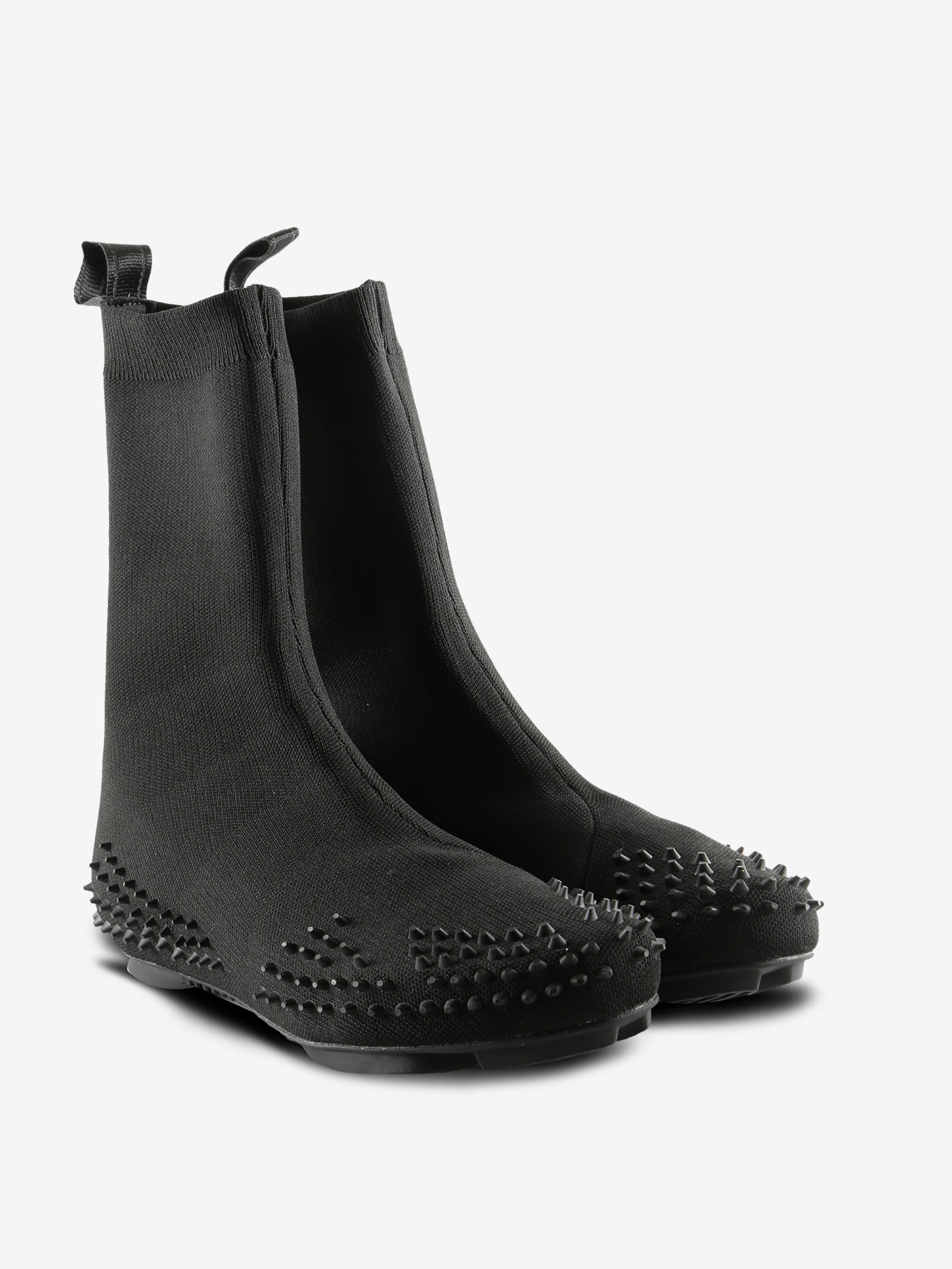 Black sneaker,side view