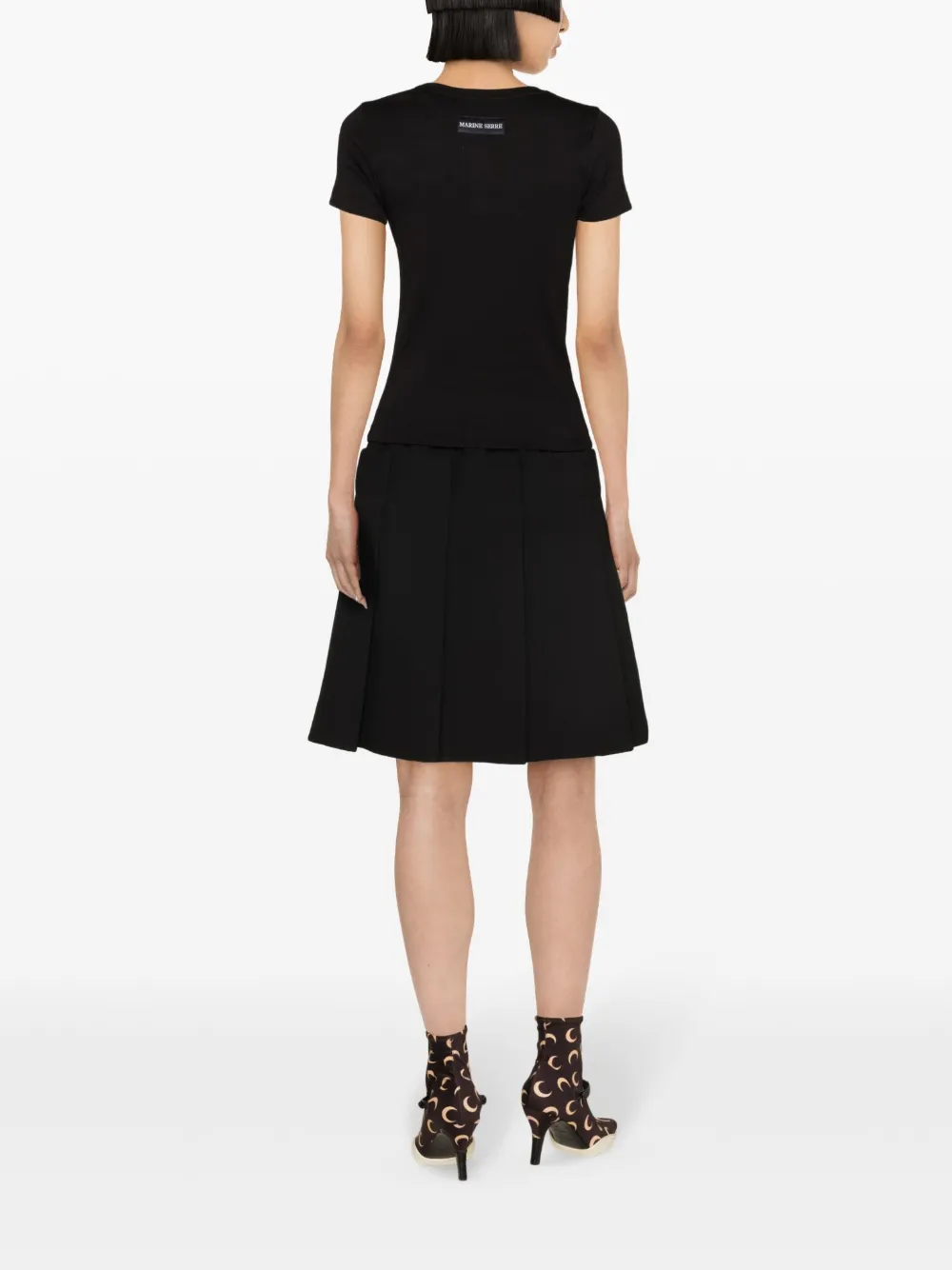 Black t-shirt, full body view