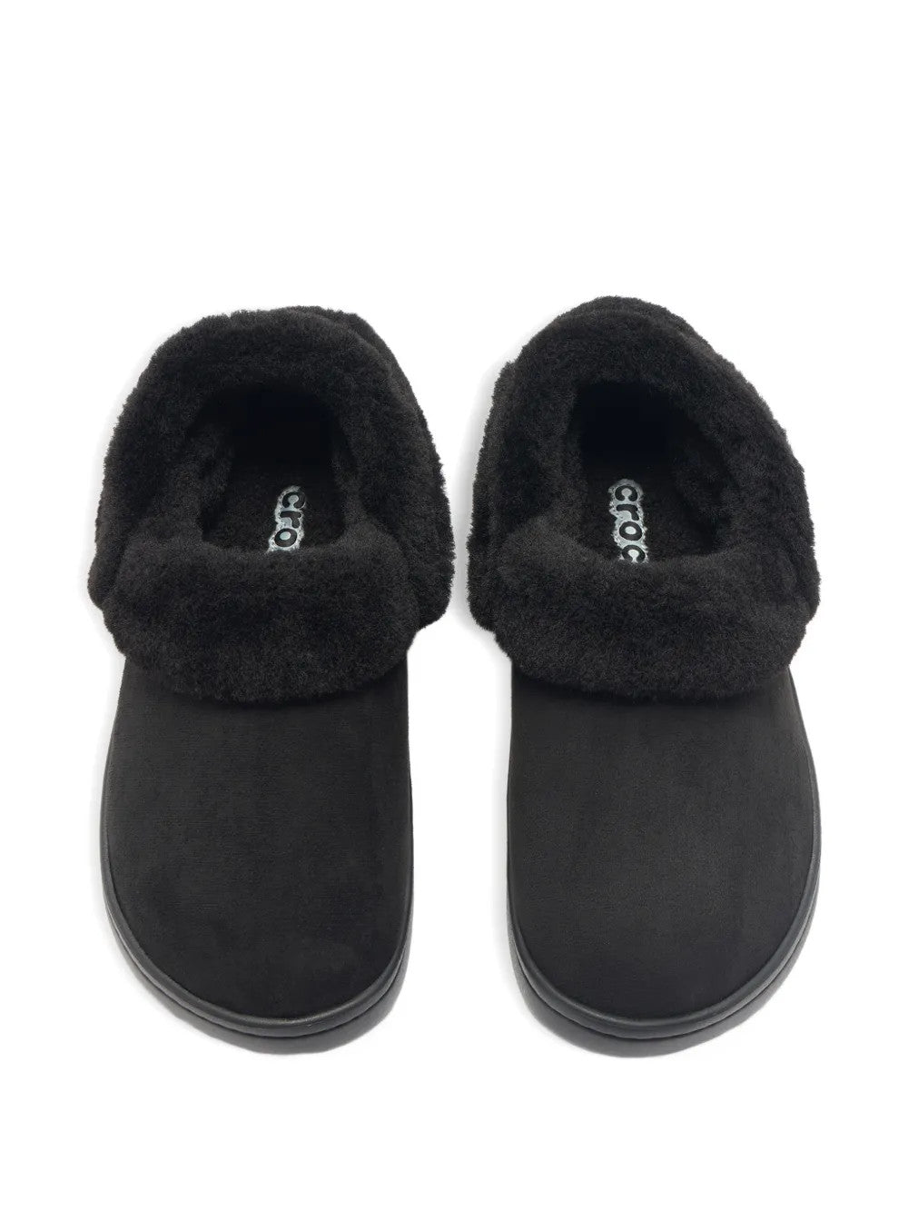 Black shoes, front view