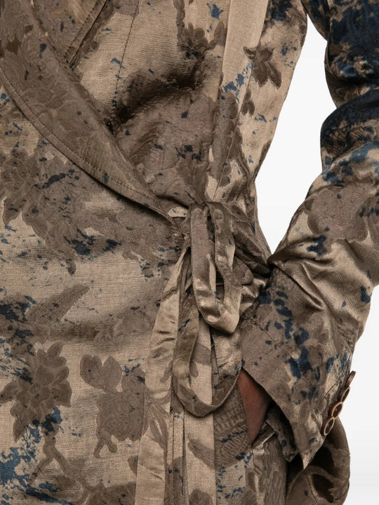 Close up of Brown jacket, showing texture of the 57% linen/ 43% viscose fabric