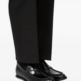 Black shoes, front view