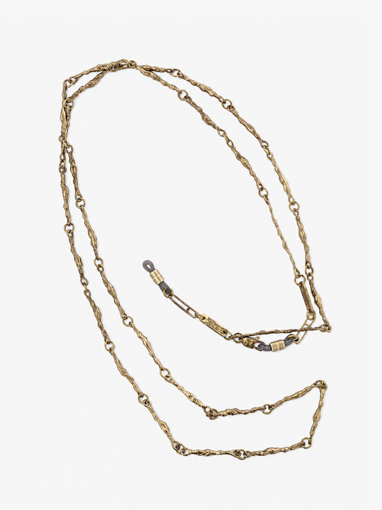 Tan accessories, front view