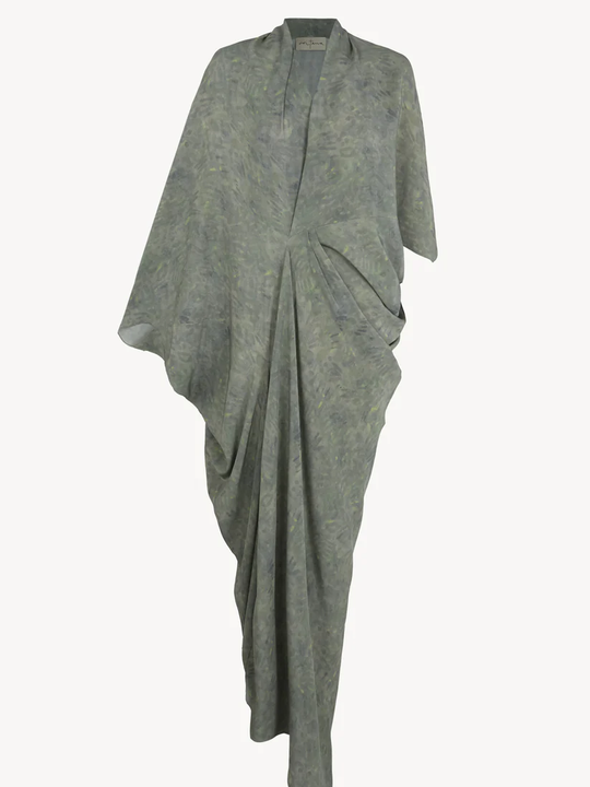 Green dress,front view