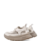 white sneakers,side view