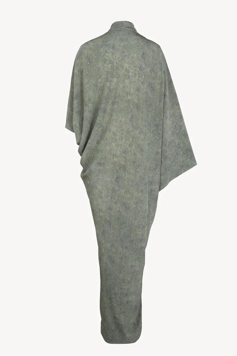 Green dress,back view