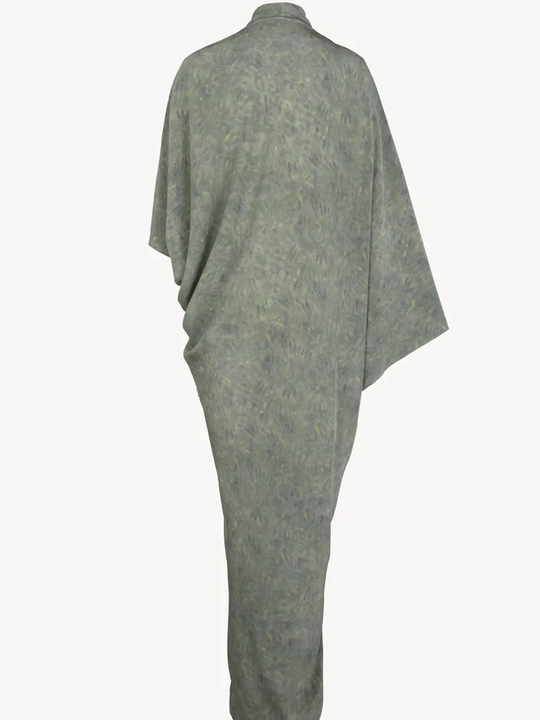 Green dress,back view