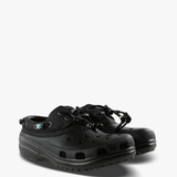 Black shoes, front view