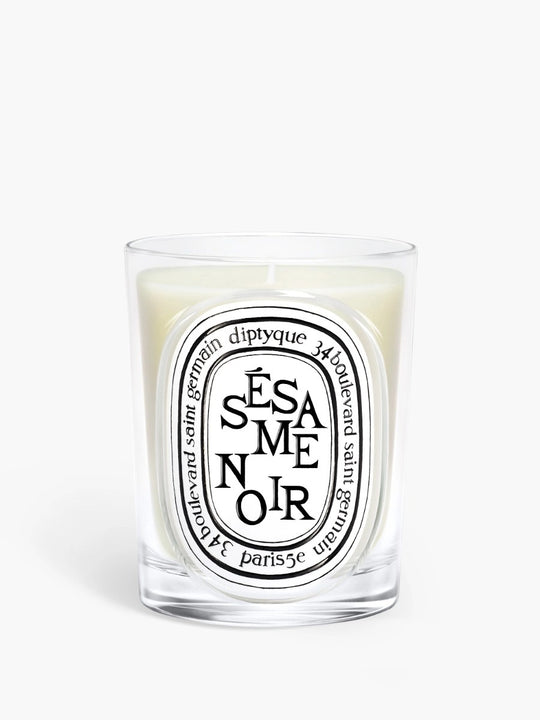 Sesame noir candles, front view