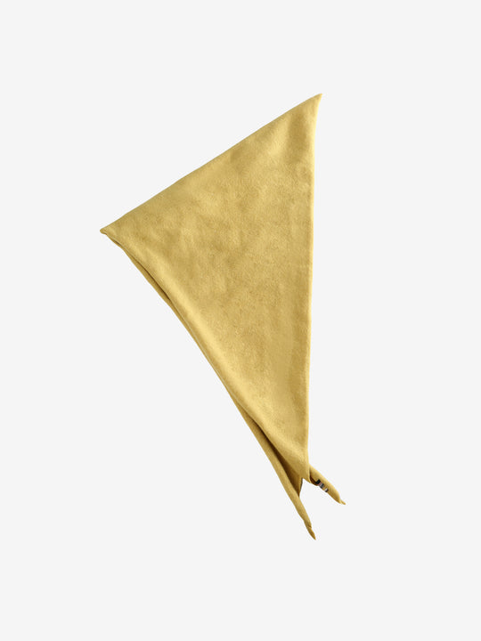 yellow scarf, front view