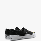 Black shoes, back view