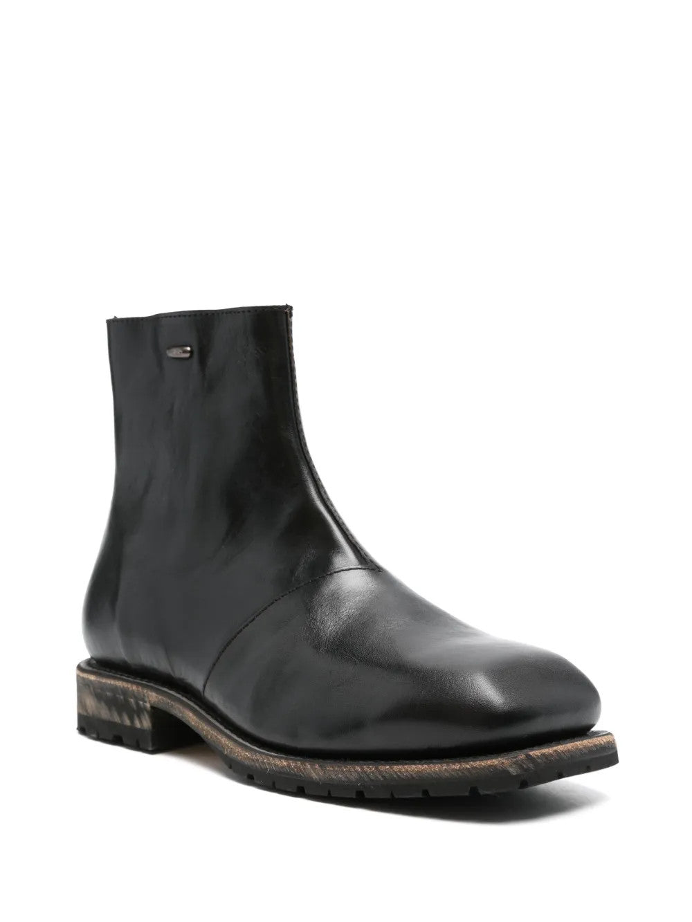 Black boots, front view