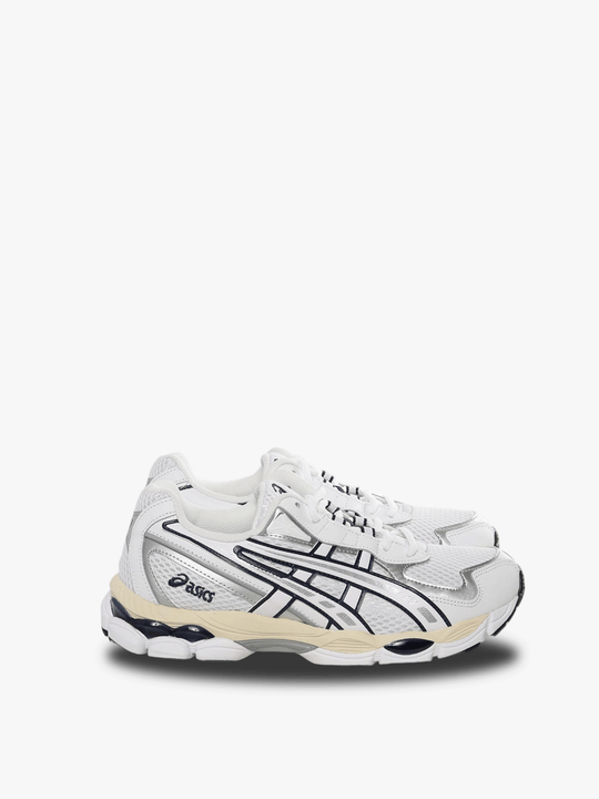 White sneakers, front view