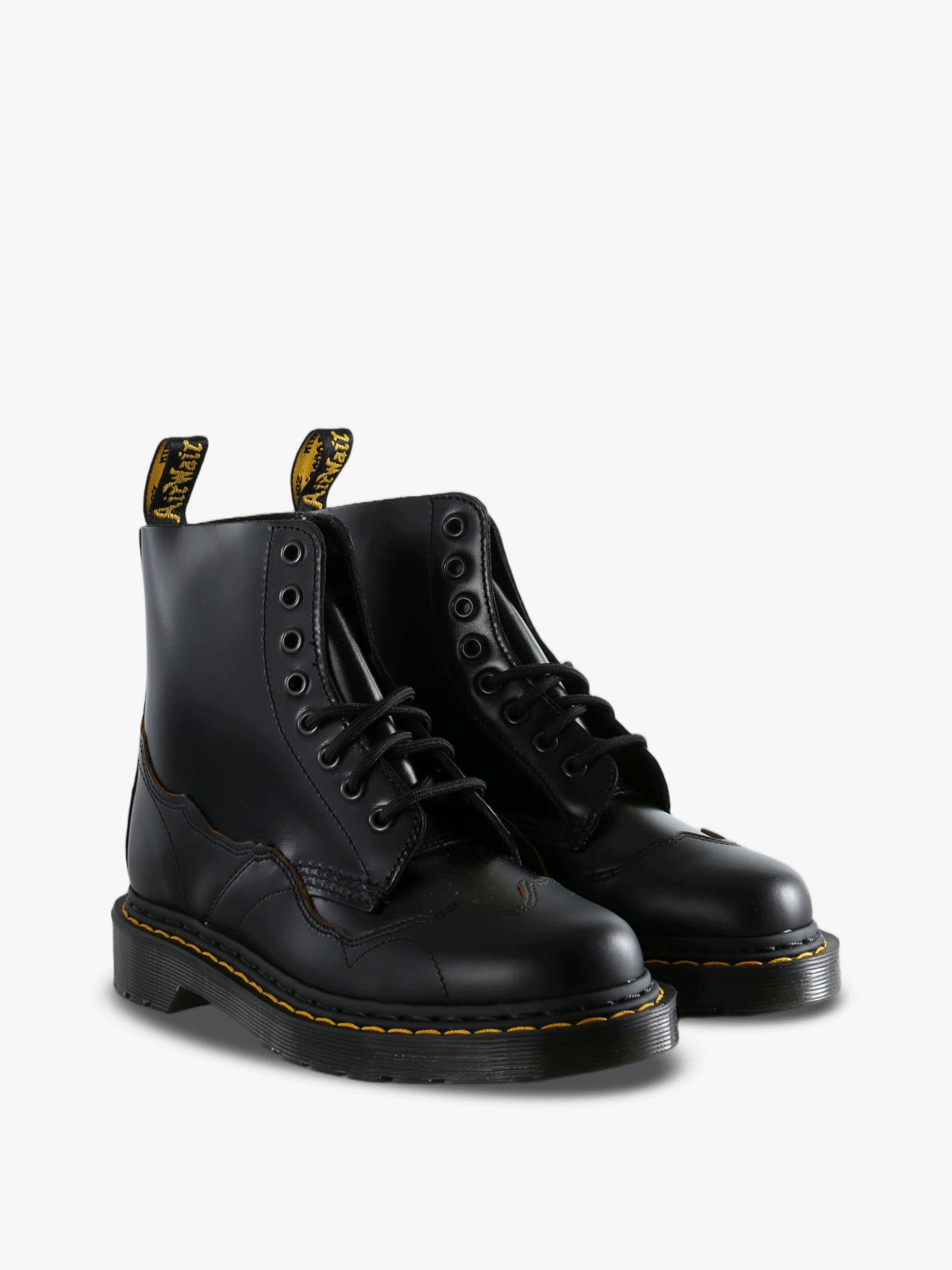 Black shoes, front view