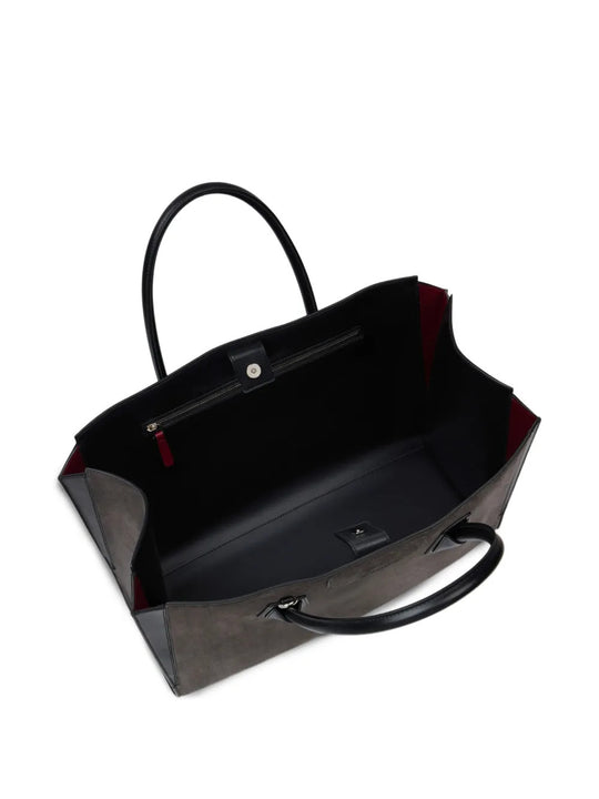 Grey bag, front view