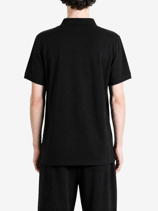 Black t-shirt, full body view