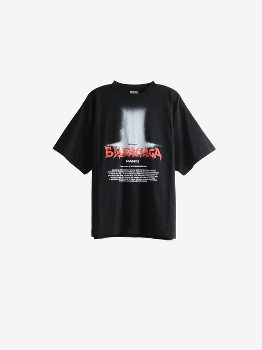 Black t-shirt, front view