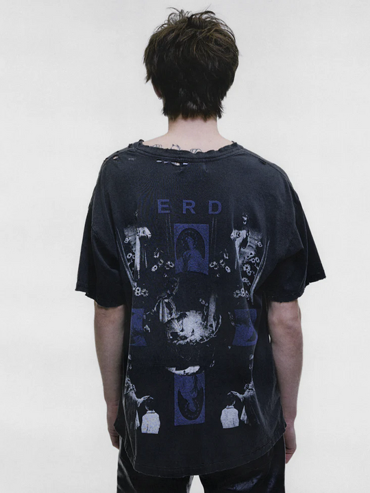 Black t-shirt, full body view