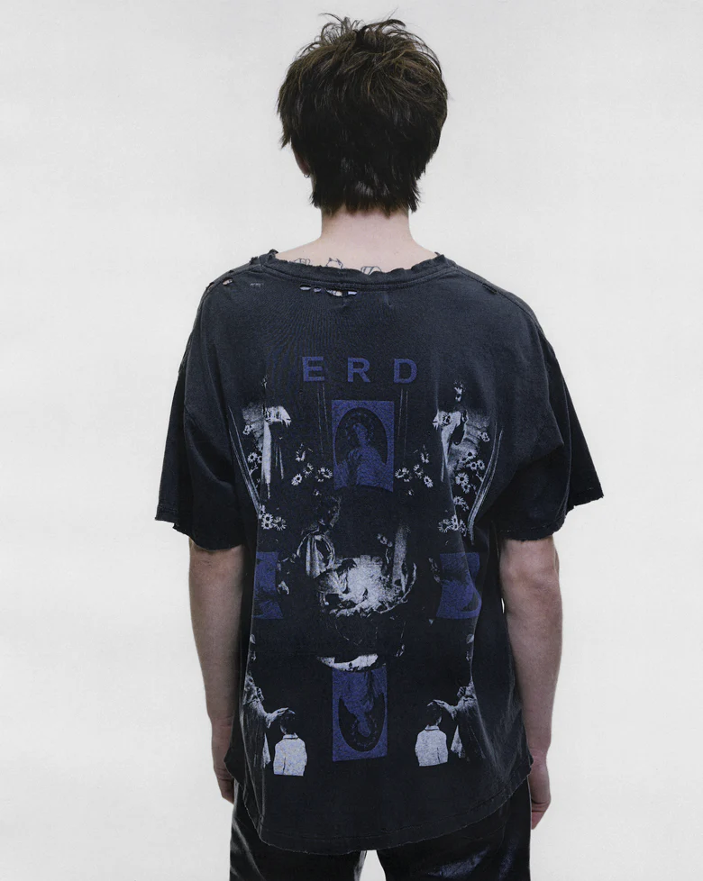 Black t-shirt, full body view