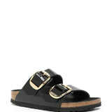 Black sandles,side view