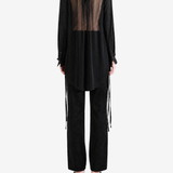 Black shirt, full body view