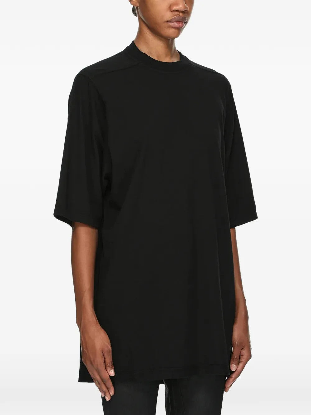 Black t-shirt, full body view
