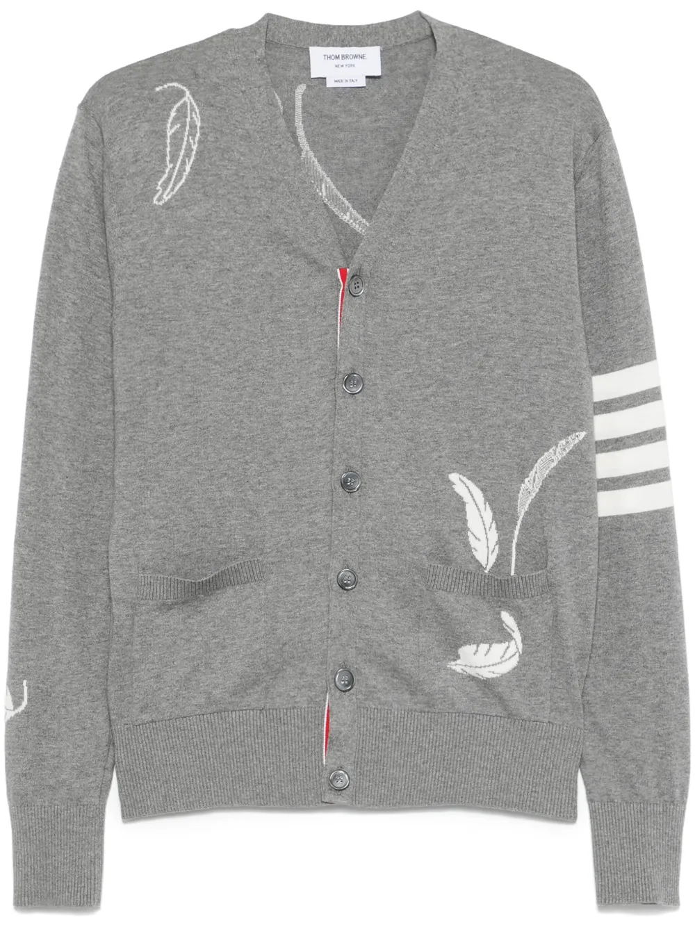 Grey knitwear, front view