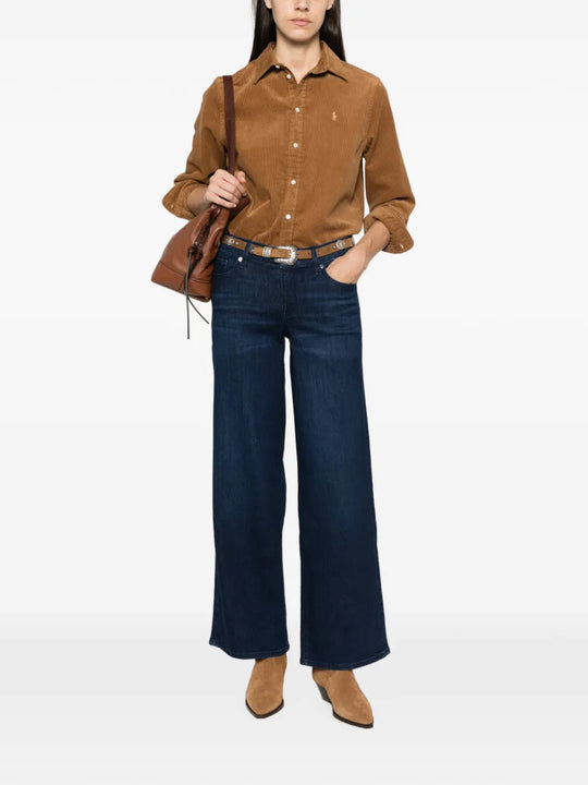 Brown shirt, full body view