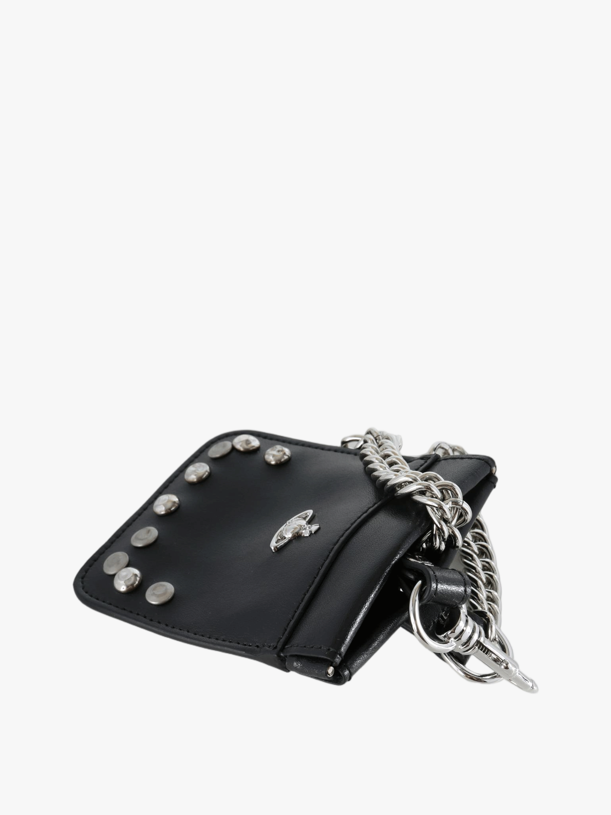 Black accessories, front view