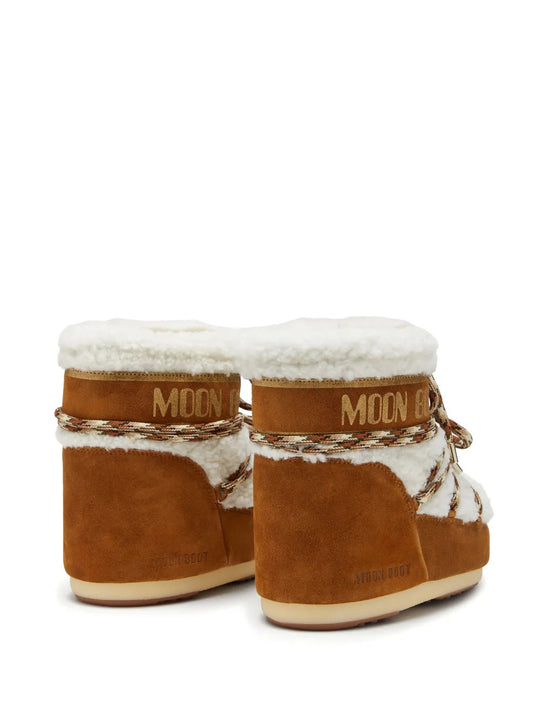 Brown boots, back view