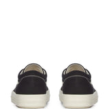 Black shoes, back view