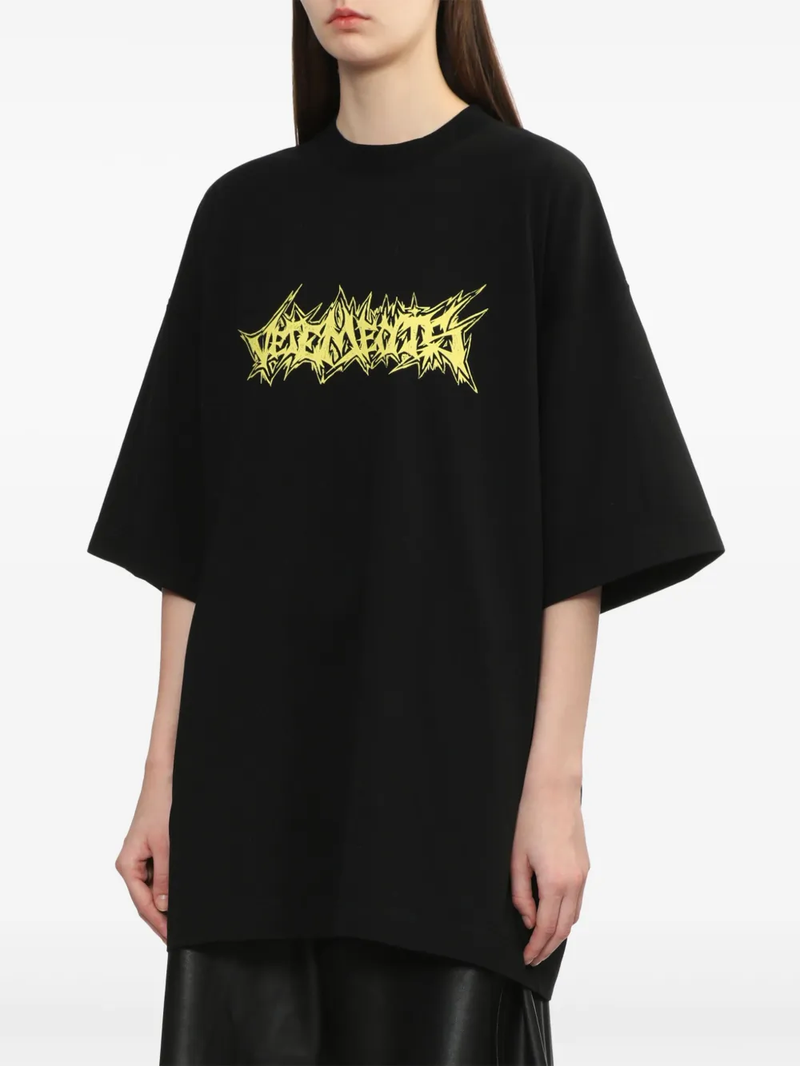 VETEMENTS - Unisex Living Legend Oversized T-shirt