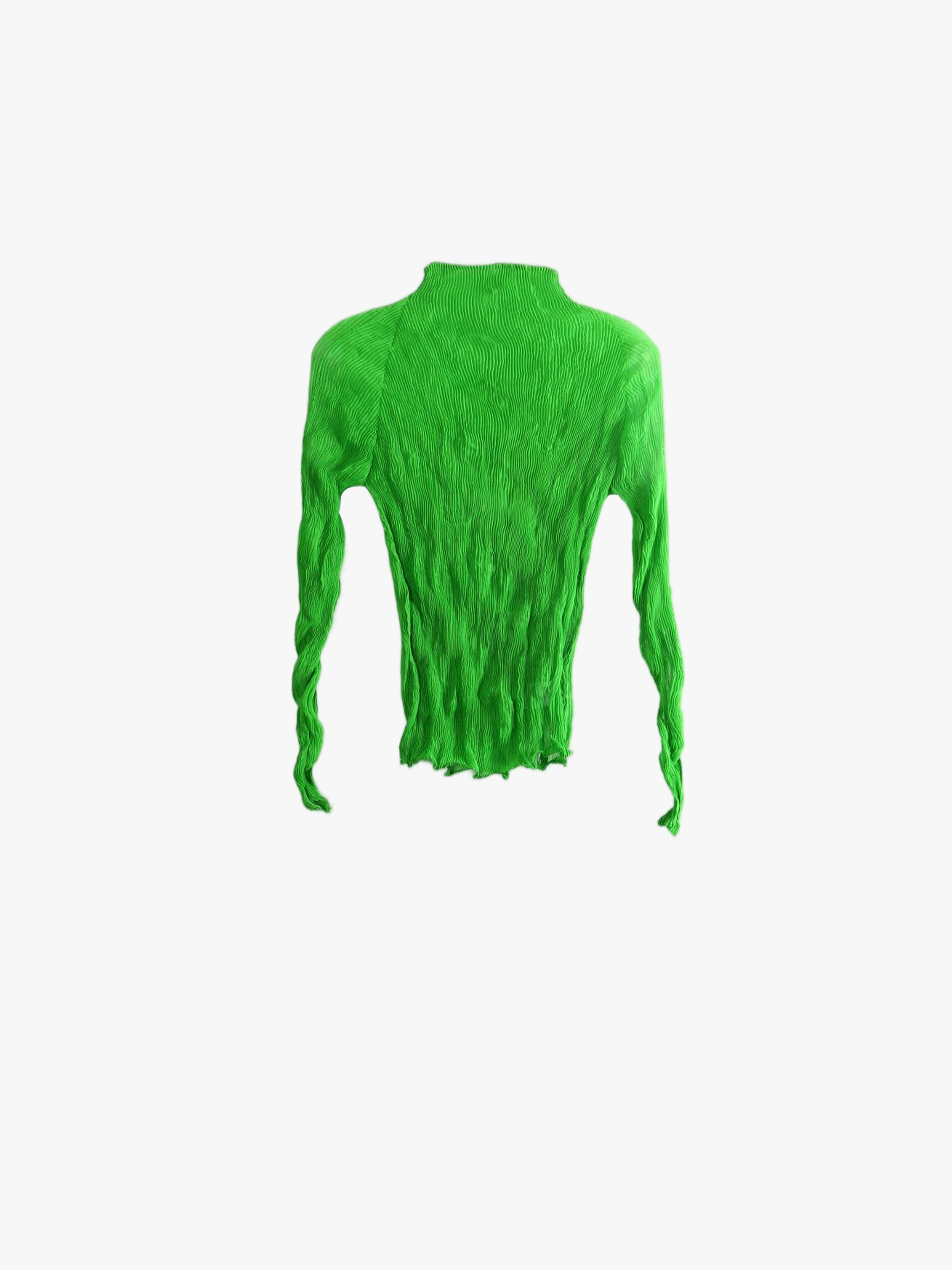 Green shirt, front view