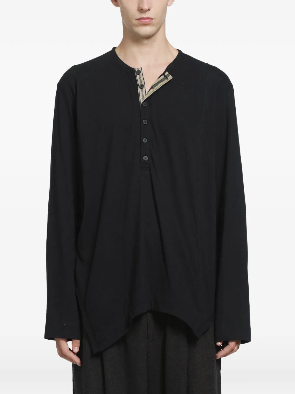 Black t-shirt, front view