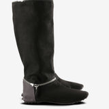 Black boots, front view